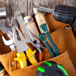 Bricoleur : faut-il louer ou acheter vos matériels ?